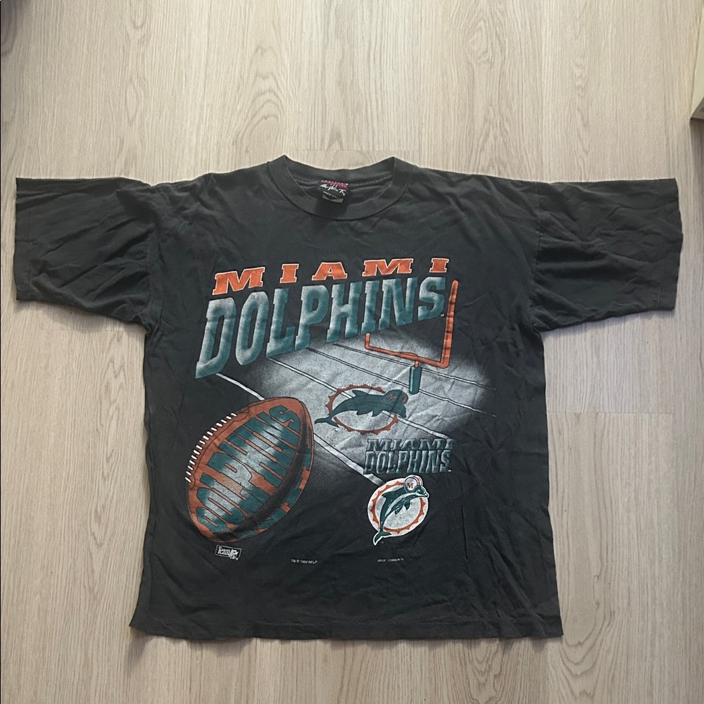 Vintage 1994 Miami Dolphins Men’s Graphic T-Shirt - Black